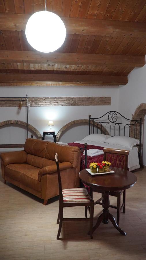 Miglionico Residenza Delle Grazie B&B 외부 사진