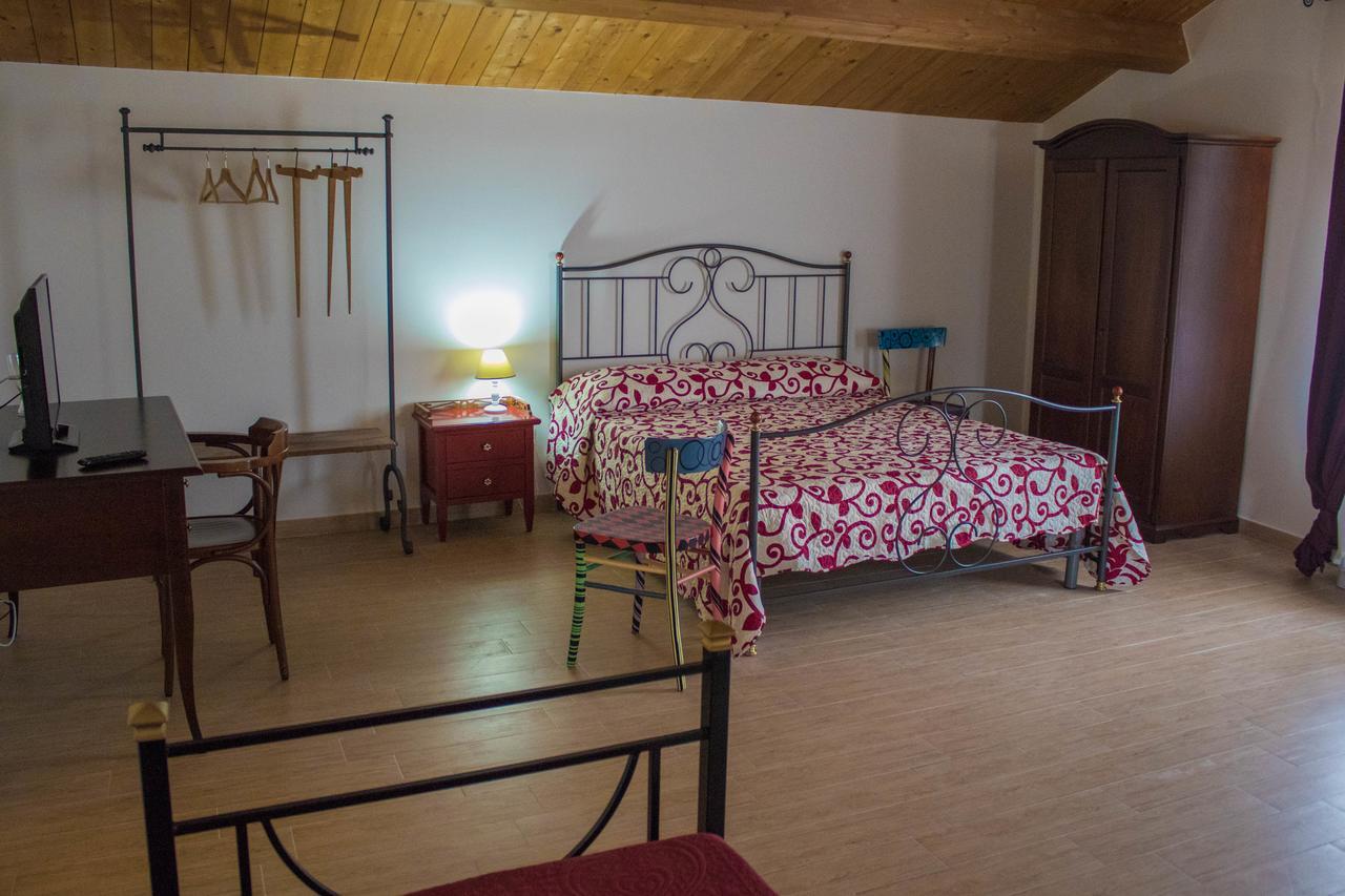 Miglionico Residenza Delle Grazie B&B 외부 사진