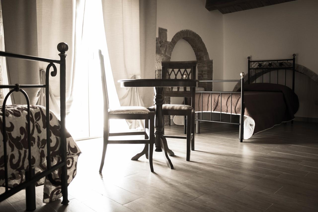Miglionico Residenza Delle Grazie B&B 외부 사진